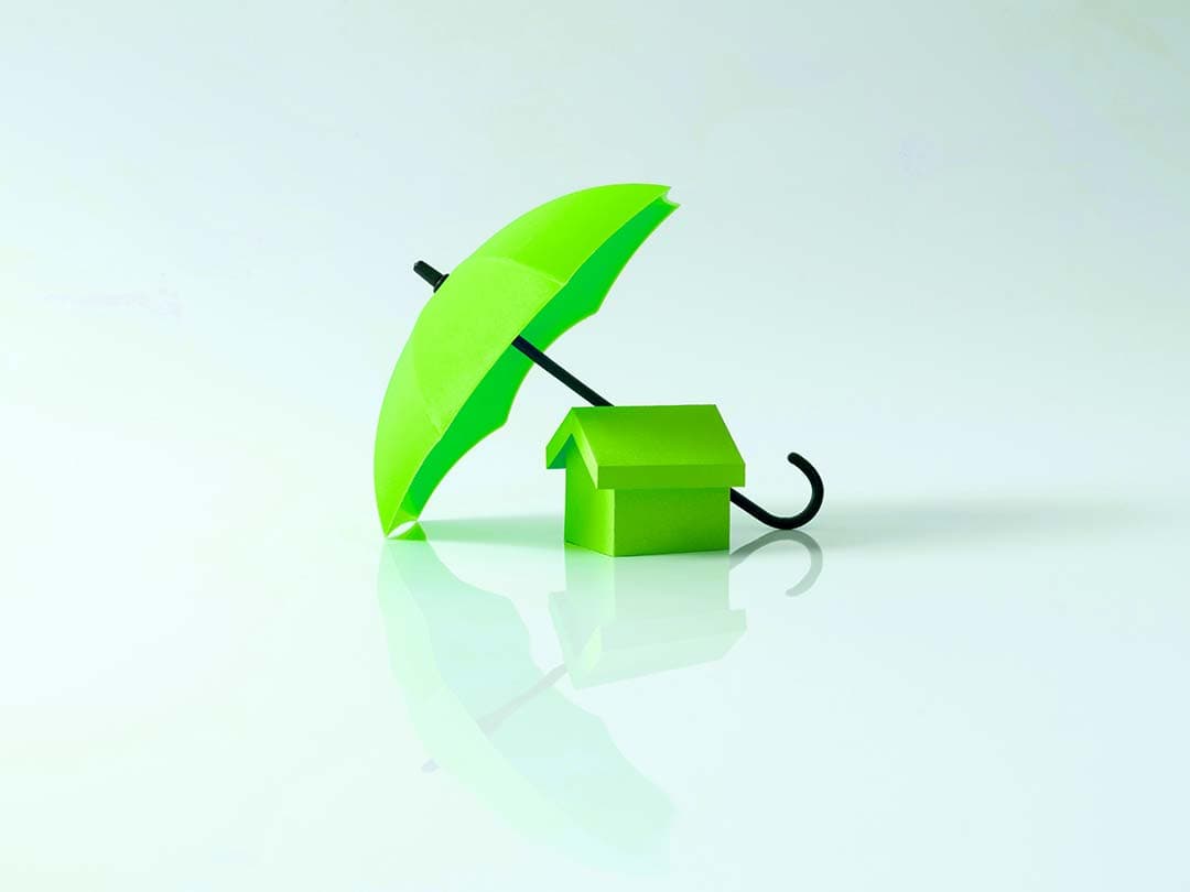 An Executive Guide to Automating End-to-End Insurance Claims Management Safely